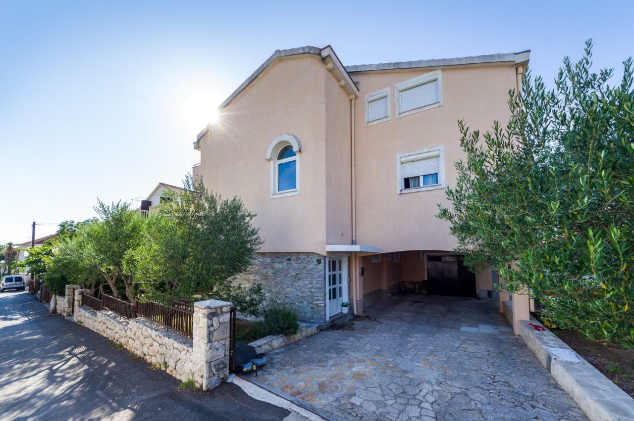 Mihael Apartment Zadar Exterior photo